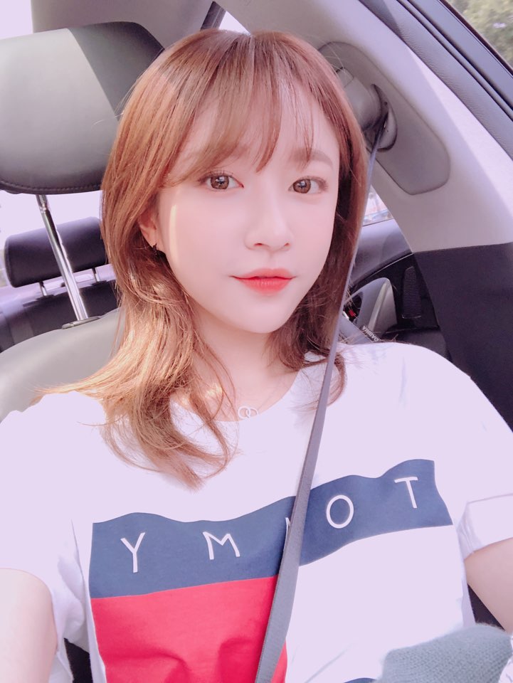 EXIDofficial's tweet photo. [#EXID] 오늘은 #하니 목소리 듣는 날! 하니의 시원시원한 진행이 듣고 싶다면 #두시탈출_컬투쇼 ! 잠시 후 2시 잊지 않으셨죠? 우리 같이 107.7MHz 에서 하니를 만나볼까요? 
#스페샬_디제이_하니 #횬디랑_만나요_오늘!
#솔지 #LE #하니 #혜린 #정화 https://t.co/urlarhBxSP