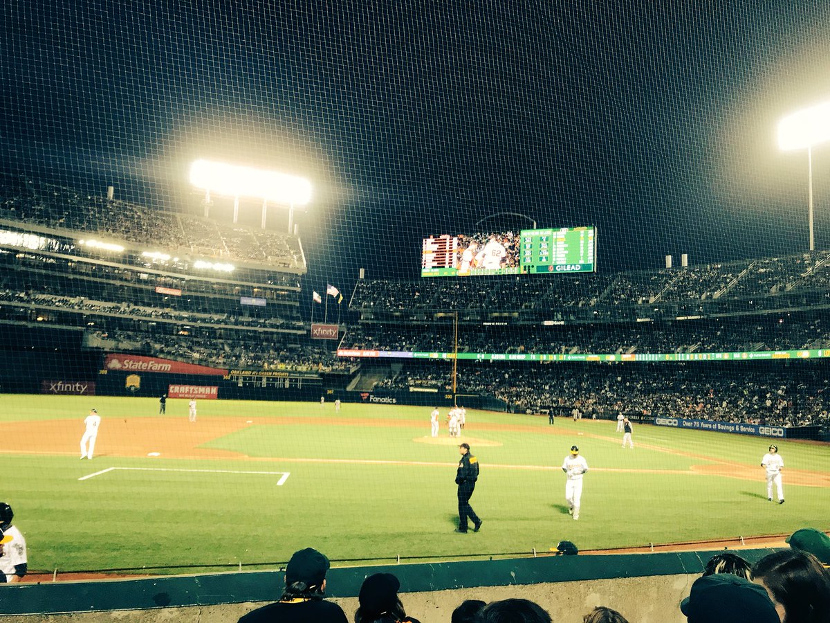 CheddarRod's tweet photo. When you buy tickets go sit in #MtDavis but you end up 4 rows from the field. https://t.co/esfO3QHqpE