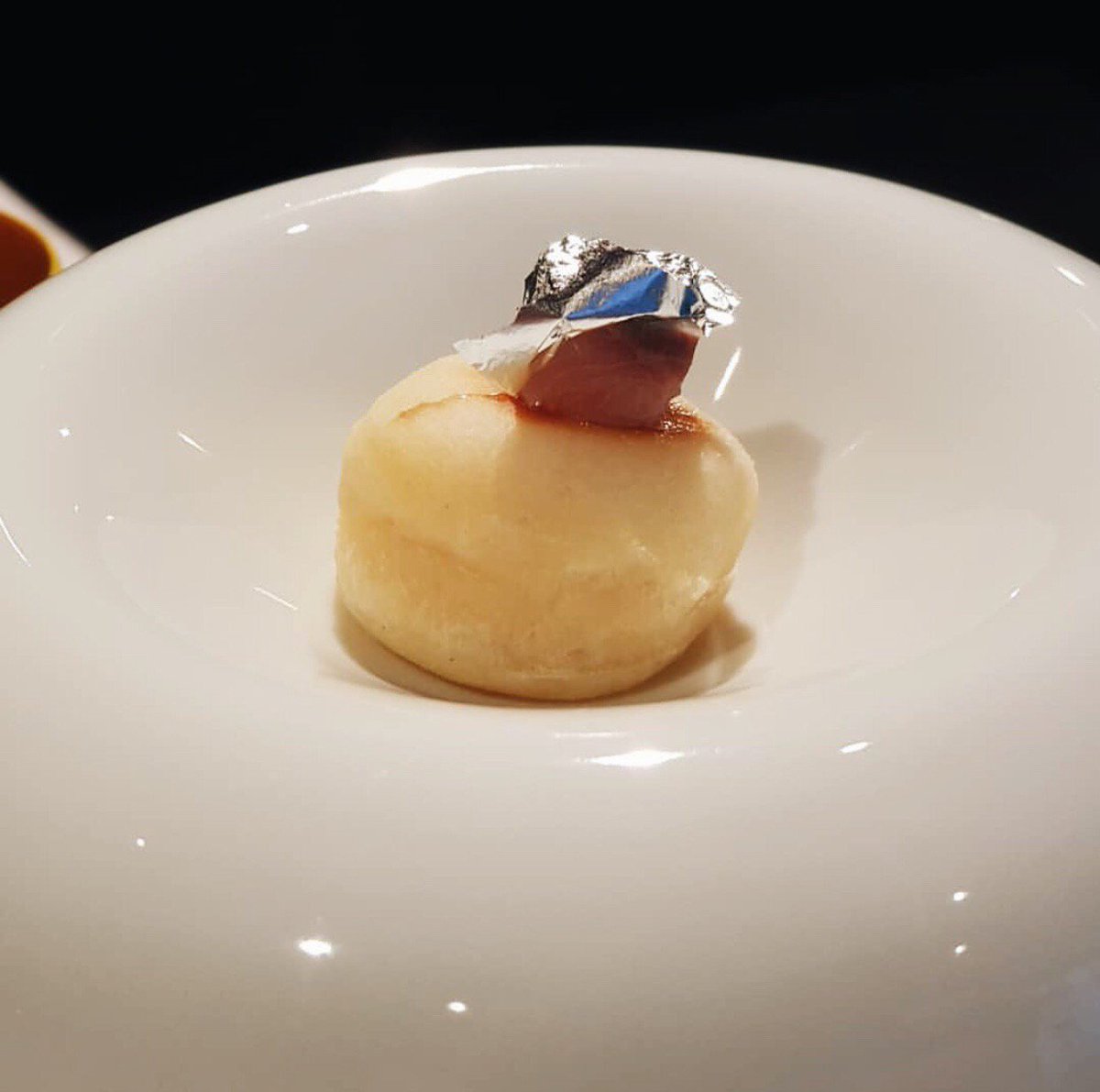 Brioche de sardina y Coca Cola para los que se dejan sorprender.
<a href="/RamonFreixa/">Ramon Freixa</a> Madrid