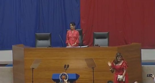NicoleCurato's tweet photo. I am all for women taking power but this photo is problematic on so many levels. #SONA2018 https://t.co/X9ihoQQxHT