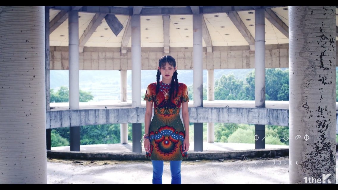 minseo pics (민서) on Twitter: "ITS HERE GUYS😍 #민서 #MINSEO #ZERO Music Video🎉▶️ https://t.co/lZ75qtcm6U… "