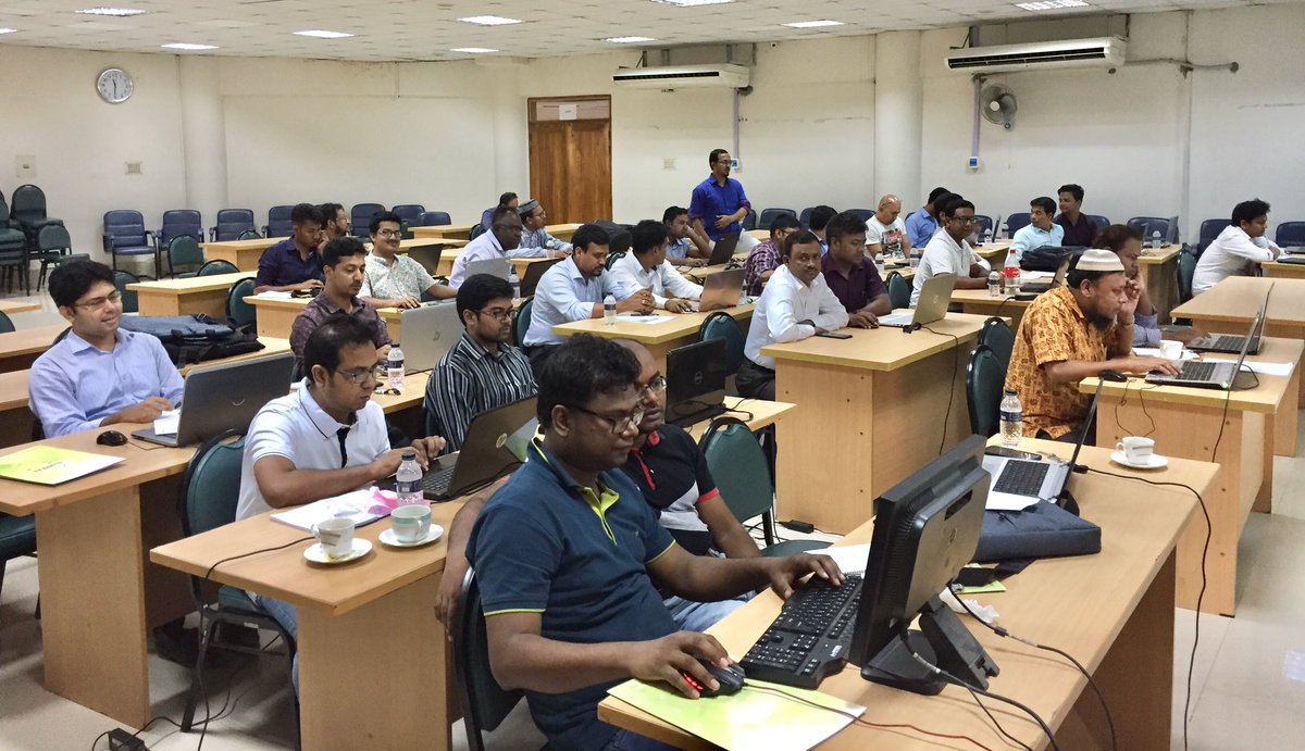 minilabs_'s tweet photo. Teaching #IPv6 deployment for campus networks. Glad to meet old friends and colleagues from universities. Thanks to #BdREN for inviting me to conduct the workshop. https://t.co/qUu3DFT0ph