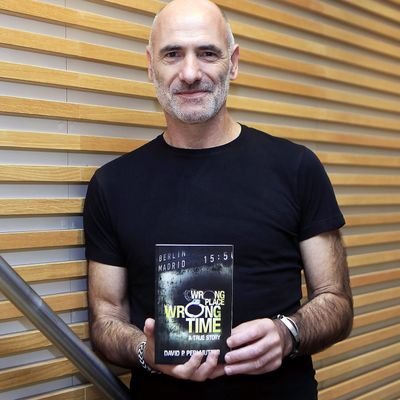 davepperlmutter's tweet image. #8YearsOfOneDirection &amp;amp; #6MonthsOf #WrongPlaceWrongTime with #ExecutiveProducers @goldenmileprods BECOMING A MOVIE! #bookboost #IARTG #ASMSG #indiebooksblast #IndieBooksPromo #RRBC #Marbella #MondayMotivation #MondayMorning @INDIEBOOKSOURCE @LexiPrLtd @CarthensKelly @BetsyLulu1