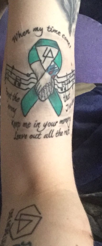 shoelace26's tweet photo. @LPFanCorner #showmeyourtatts #makechesterproud https://t.co/iGt3X3XC2Q