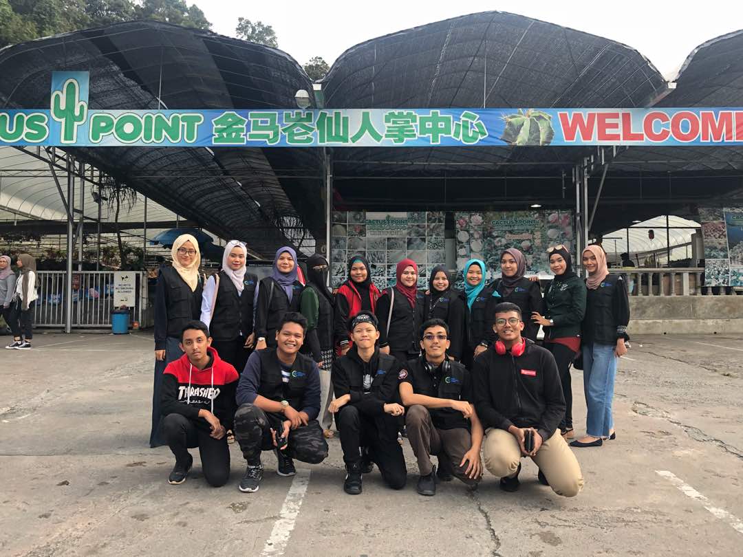 restuintcollege's tweet photo. CAMERON HIGHLANDS, I'M COMING 

Tarikh : 21 JULY 2018 - 22 JULY 2018
Hari : SABTU &amp; AHAD
Masa  : 2 HARI 1 MALAM 

Sekian, Terima Kasih.
(MOHAMAD SYAZMEIN B. MOHAMAD SHUHAINI) 
PRESIDEN ISLAMIC ART PANGKOR CLUB RIC
#RestuInternationalCollege 
#RestuCollege https://t.co/2Q19xNluVd