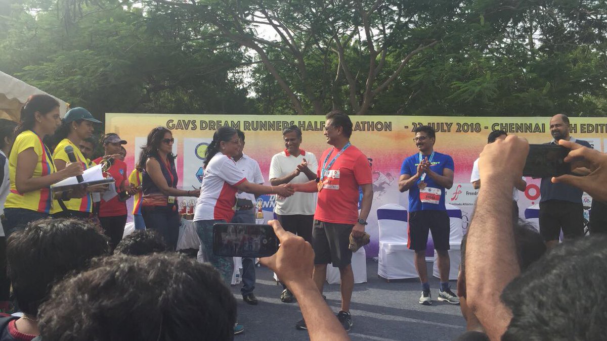 insideneurealm's tweet photo. Running #marathon is not just about physical fitness. It shows determination and dedication. We ran for a cause. Cheers to all the runners at #GAVSDRHM2018 #aidforprosthetics #runclean #runresponsible https://t.co/GZDcWZjeGf