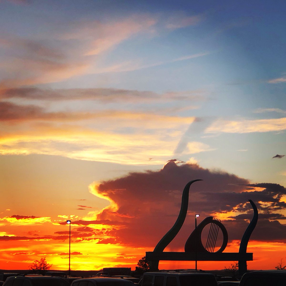 nessnado's tweet photo. I love a good sunset and a good concert to go along is the cherry on top! #summerconcertweather #penatonix #Albuquerque 🍒 https://t.co/Sg1ECNA3ZR