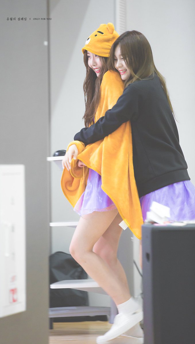 170819

다른사람과 있을때 귀여움이 2배가 되시는분 💕

#Gfriend #황은비 #SinB