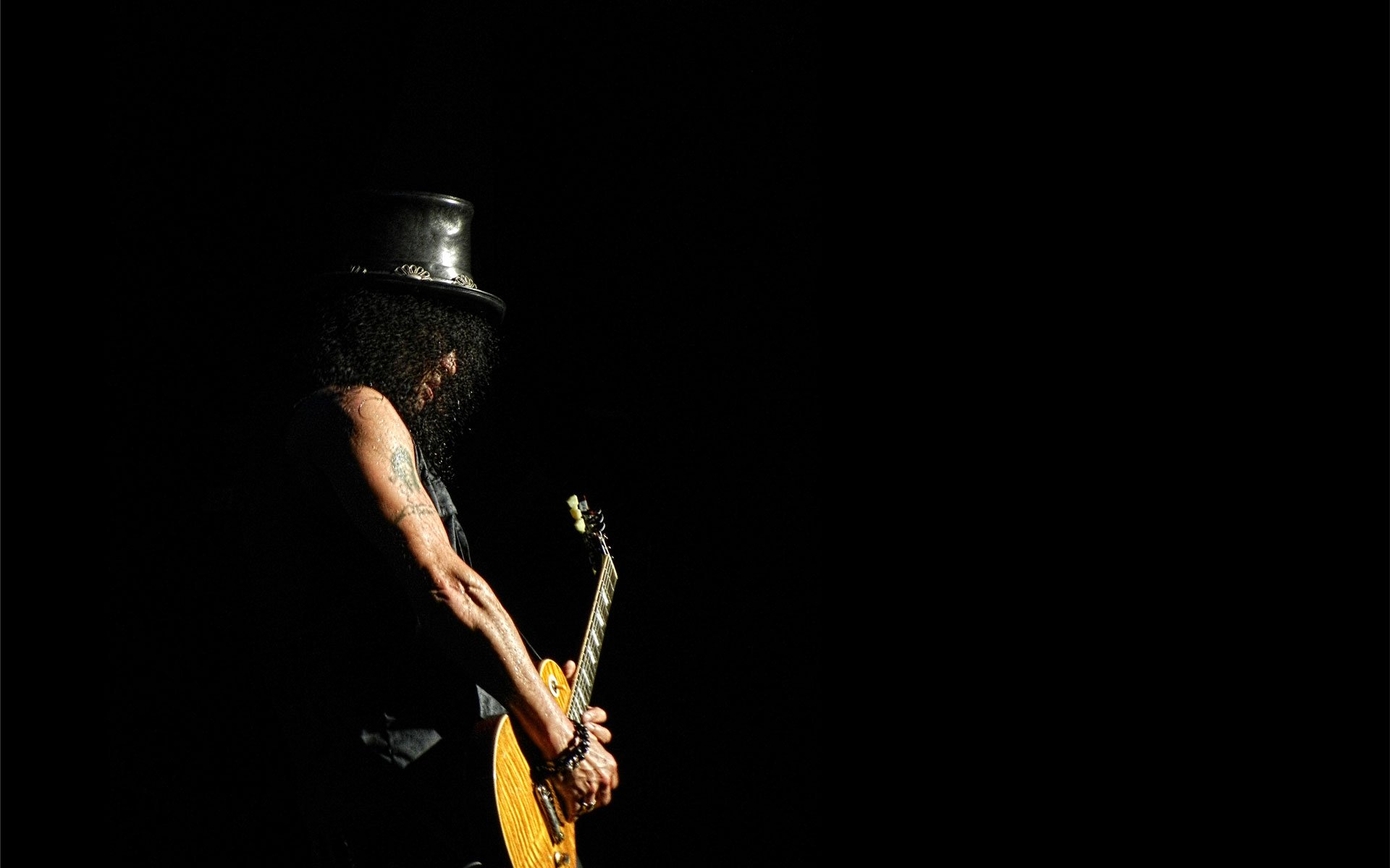 Happy Birthday \Slash\
Band: Guns N\ Roses
Age: 53 