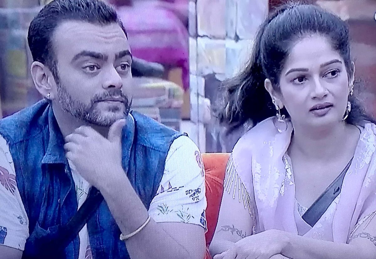 ranjeet_55R's tweet photo. @AastadKale @thesocialhoot @ColorsMarathi @9757H94Np8P9pNV @EndemolShineIND @BiggBossMarathi काही असो आमचे मन जिंकलेस ❤️ https://t.co/aFSMdkIK8c