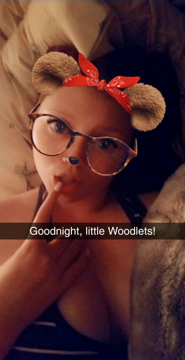 Liz_Woods_'s tweet photo. Sleep well, everyone β‘ see you tomorrow ^-^ #loveyouguys #sleeptime #bedtime #beddybyes #countingsheep #woodlets #woodies #sexy #filter #sleepy #camgirl #mfcmodel #webcam https://t.co/0dkslL5s4r
