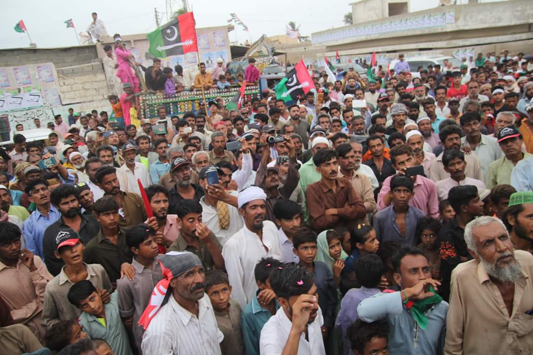 MeerAhmadKhan's tweet photo. #وزیر_اعظم_کراچی_سے
 Grand reception to canidate for NA 238  @SyedAghaPPP canidate for PS 91  @JamotMahmood from Rehri goth  .
Our relation with Bhutto's is eternal.
#SindhKiAwazPPP @SaeedGhani1
@BBhuttoZardari @NisarKhuhro_SME @JavedNLaghari @SenRehmanMalik @BakhtawarBZ https://t.co/fPabgDOvi6