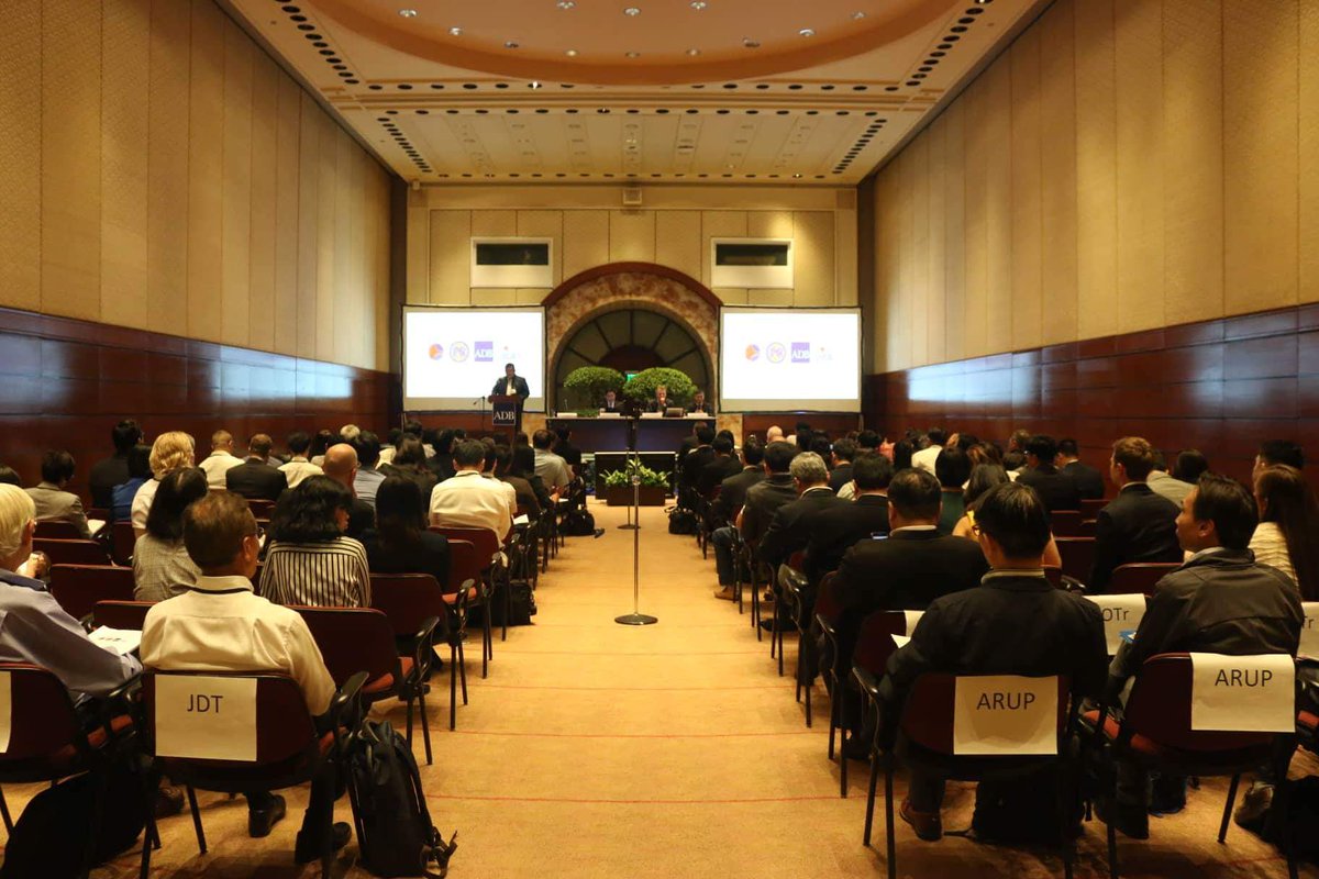 DOTrPH's tweet photo. IN PHOTOS: Market Study Conference for the North-South Commuter Railway (NSCR) - Clark Extension and Calamba Extension projects at the ADB headquarters in Mandaluyong City today, 23 July 2018. 

#DOTrPH 🇵🇭
#RailwaysSectorWorks
#BUILDBUILDBUILD https://t.co/qIOmovJMFC