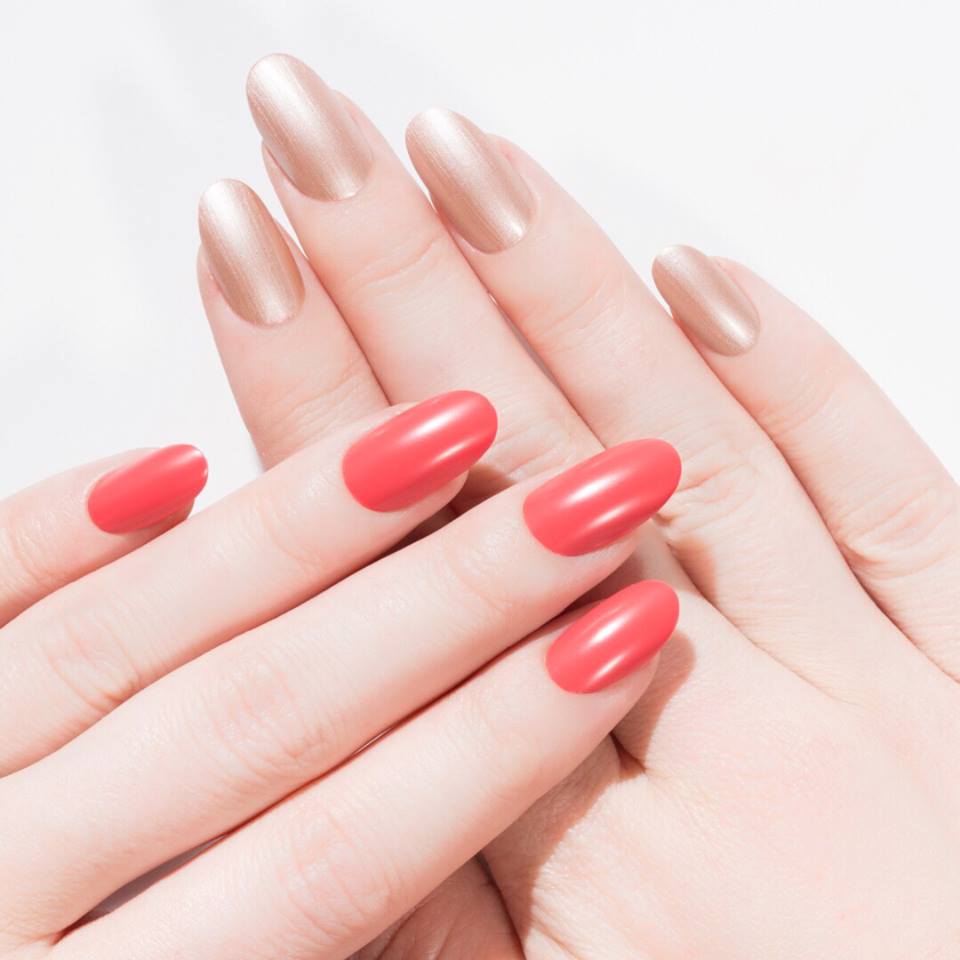 It's a #NeonEarth nail-off featuring manis by <a href="/cassmariebeauty/">cassmariebeauty</a>! 
⠀⠀⠀⠀⠀⠀⠀⠀⠀
You can only pick one color. Which is your Summer essential?
♥️ Blazing Sunset
💛 Moon Dust