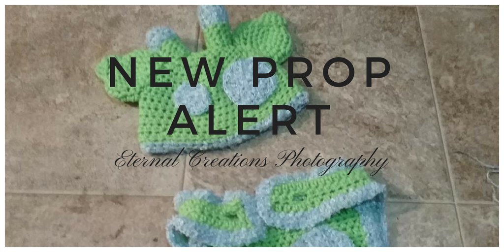 JoinFabPhreia's tweet image. New Prop Alert for our business. A giraffe hat and matching diaper cover. So excited to add it to our prop collection!
#EternalCreationsPhotography #handmadeprops #yyc