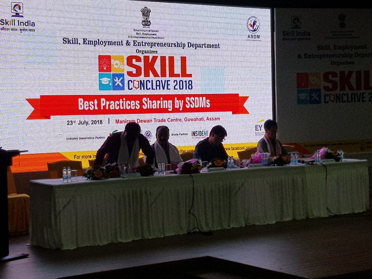 Akshay_M_Duggal's tweet photo. We are off #SkillConclave-Guwahati, wish youth the best in landing jobs with leading companies from across the country. @PMOIndia @CMOfficeAssam @dpradhanbjp @cmpatowary @NSDCINDIA @ashuagnihotri @anandips04 https://t.co/7wGc0wSkm1