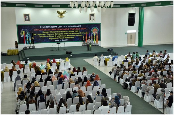 official_UBJ's tweet photo. Pererat Silaturahmi, Ubhara Jaya Gelar Halal Bi Halal Idul Fitri 1439 H. https://t.co/v6EBwCiYML https://t.co/oQEOxdYn7V