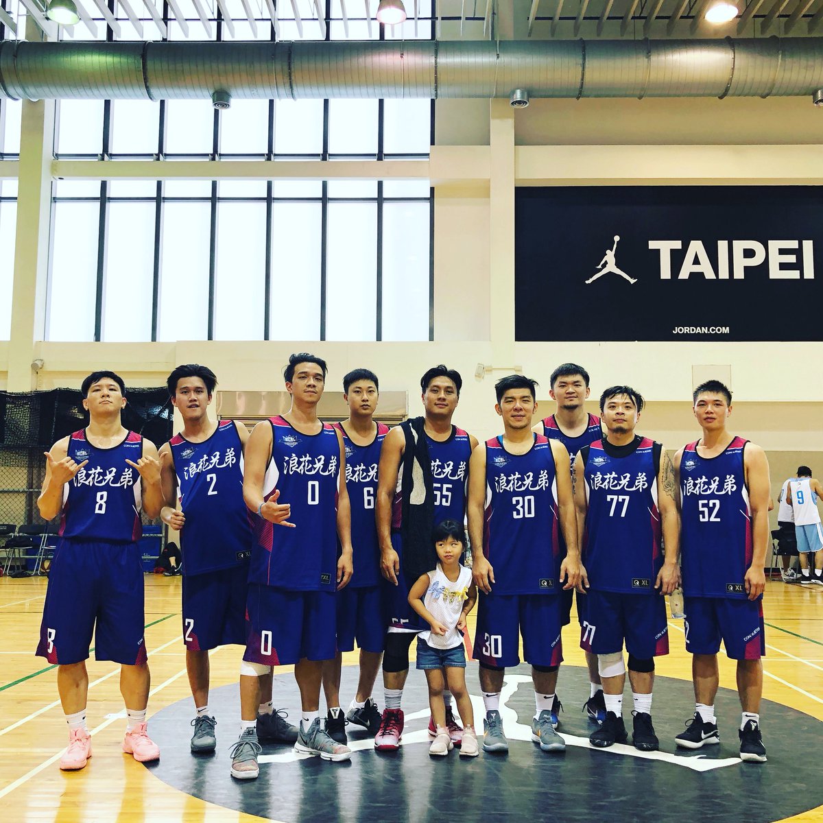 I Love My Team 
#浪花兄弟
#basketball #nike #jordan #life #gmae #gym #taipei