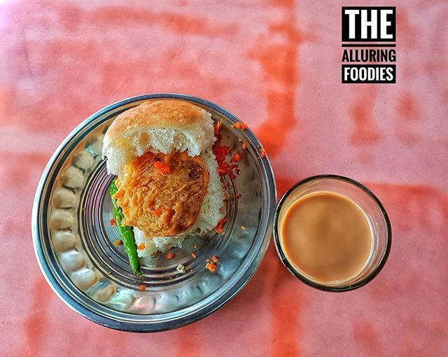 elite_pune's tweet photo. “ I haven’t seen Sun in Pune since weeks, but I have always seen people having fun eating Vada-Pav in this rainy season” 
From a local person to celebrity, who doesn’t crave for a Vada Pav. The connection , the feeling , the warmth you get after having a… https://t.co/2LzY4yO4e4 https://t.co/119KkiWogC