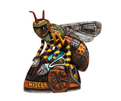 CntmMcr's tweet photo. Saw "#ThisisMCRBee"🐝 Albert Square, "#DistillerBee" 🐝, "#BeeLieveinMCR"🐝 and my favourite so far "#BuzziBee"🐝 on St Peter Square on my way in @FBMH_UoM .... #spotthemall #fun #arttrail @beeinthecitymcr https://t.co/B7nemnHSWU