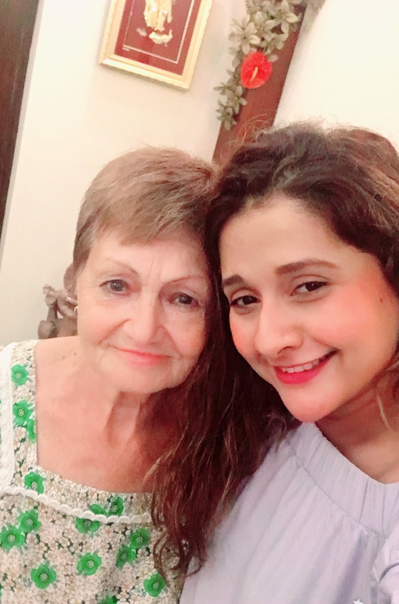 Hina Upadhyay On Twitter Self Love Isn T Selfish It S Important That What I Learnt When I Met A Ukrainian Granny Who S 80 Plus And With God S Grace She Is Fit Like Fifty