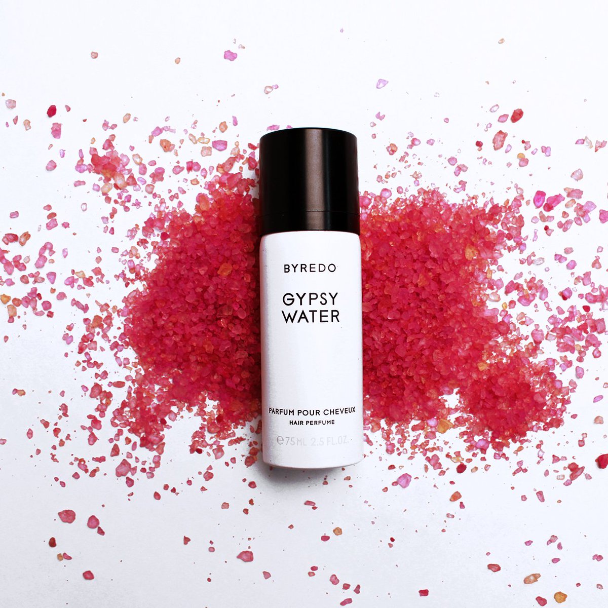 50mlMilano's tweet photo. Perchè rifarsi solo il trucco nel pieno della serata? regalati anche un'aura profumata con un semplice gesto grazie a Gypsy Water Hair Perfume di Byredo.
Give yourself a scented aura with Byredo Gypsy Water Hair Perfume.

https://t.co/gsKeVJYvB3 https://t.co/sC0KbNzfSw