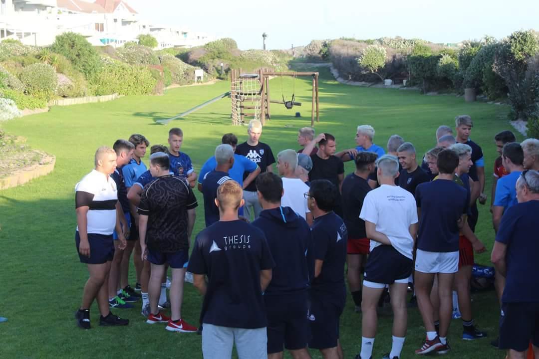 thesisgroupe's tweet photo. THESIS Groupe fier de soutenir la tournée des brillants cadets du Montpellier Hérault Rugby Club en Afrique du Sud !

@MHR_officiel  @thesisgroupe 

#thesisgroupe #U16mhr #mhr #montpellier #paris #rugby #sponsoring #afriquedusud #kappa https://t.co/ArSMrDo05S