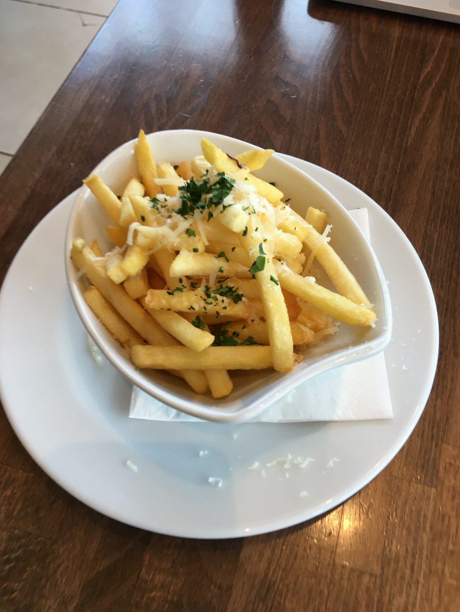 "I strongly recommended you try them out as I don’t think I can quite explain their taste and how good they are" goo.gl/JbMdmt #Prezzo #Foodreview