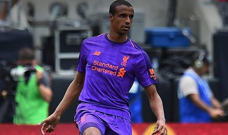 AnythingLFC_'s tweet photo. Klopp on Joël #Matips’s injury: “We will see, but we cannot say anymore about it now. It is of course the most negative thing about the day. It’s not cool. Things like this can happen, but you don’t want them to.”
He limped off after 22 minutes vs BVB https://t.co/CSWYFuDNUP