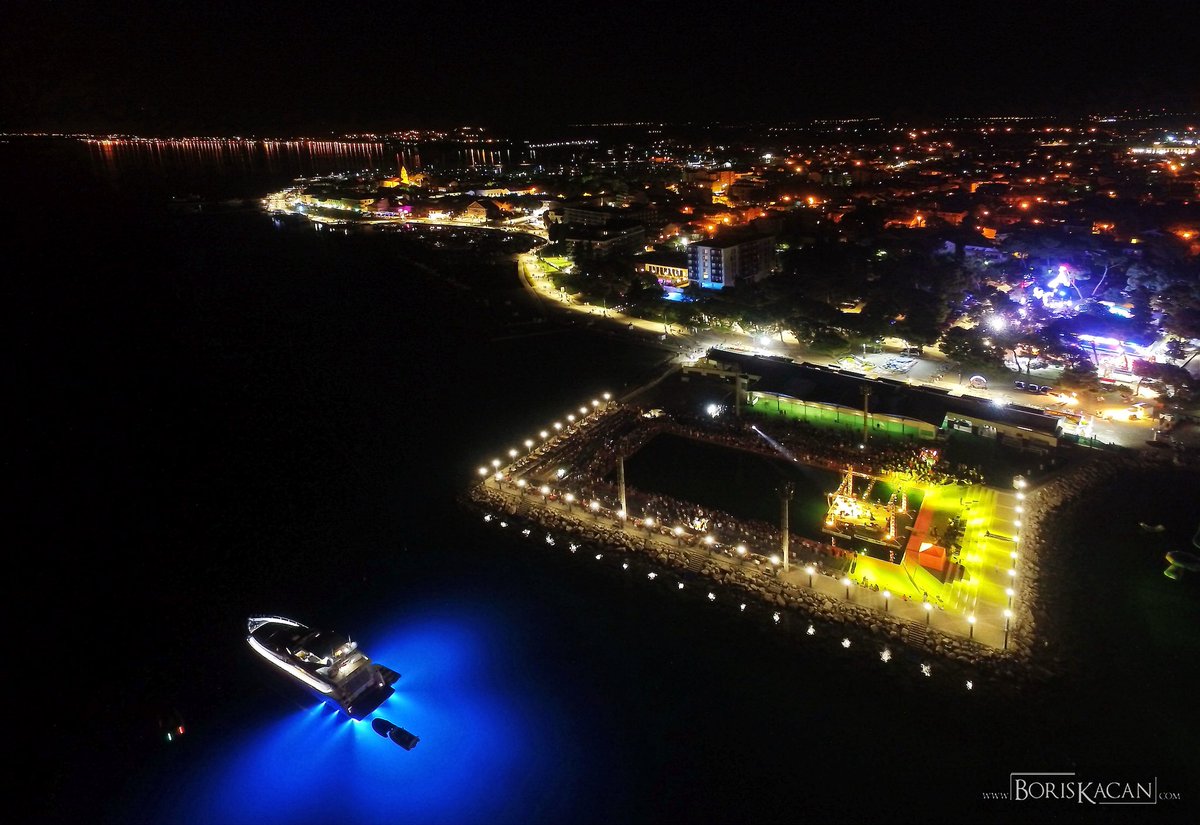 #Severina the famous Croatian musician, has opened this summer's concert season last Saturday on Aquatic center Ilirija in #Biograd na Moru.
📸 Boris Kačan