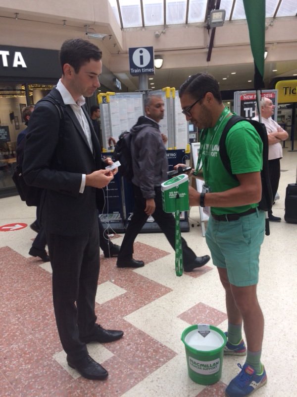 Lyono71's tweet photo. A massive London team event for our employees #mactakeover raised over £25k on the day ✅
I was lucky enough to be an individual winner with our new #contactless machines by #izettle
Here with @lynda_thomas, @macmillancancer was the true winner 💚 https://t.co/9lwXaDWvXp
