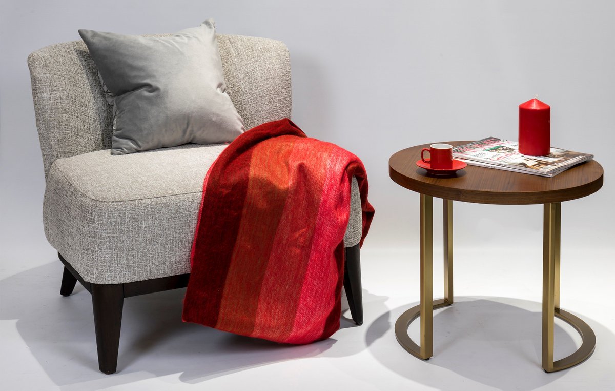 DistinctifyLDN's tweet image. Why not purchase a wool blanket this summer to add a little colour to your space?

#colourful #throws #softfurnishing #summerdecor #homedecoration