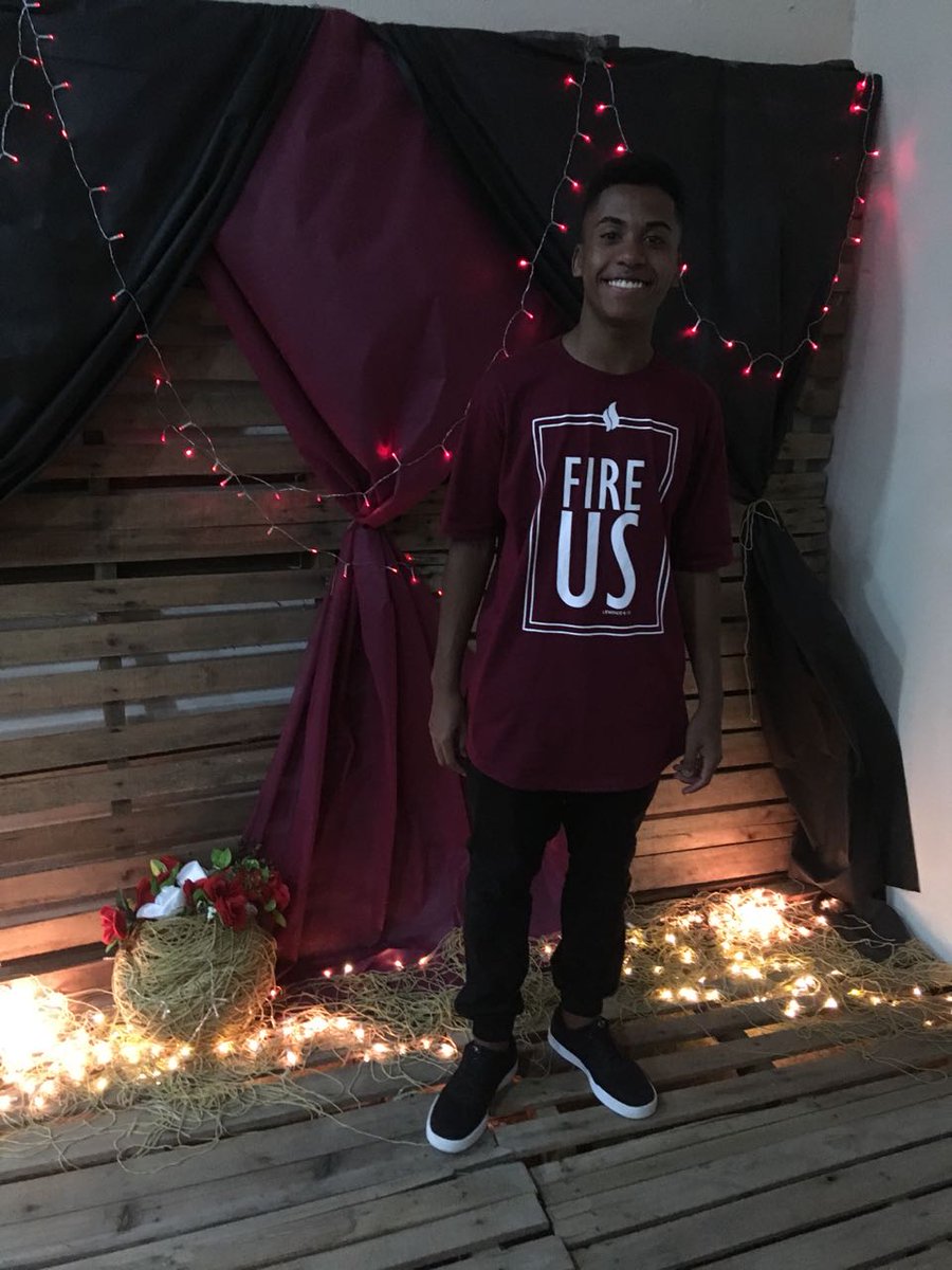 AmaralClei123's tweet photo. #FIREUS https://t.co/DtXBLqkQhW