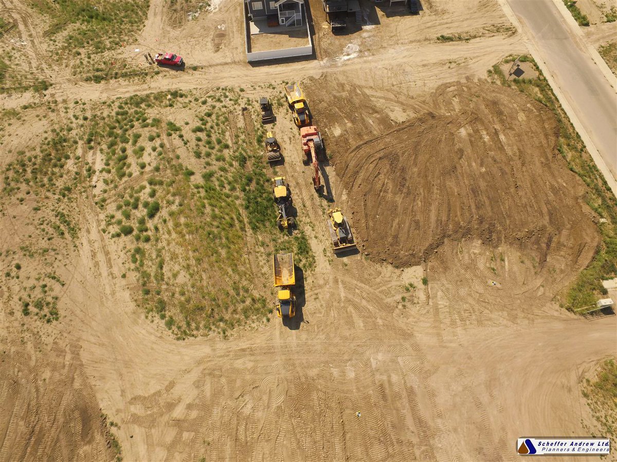 HamptonsMedHat's tweet photo. Construction equipment on site for Phase 4.  #medhat #hamptons https://t.co/KTqAch1Cj4
