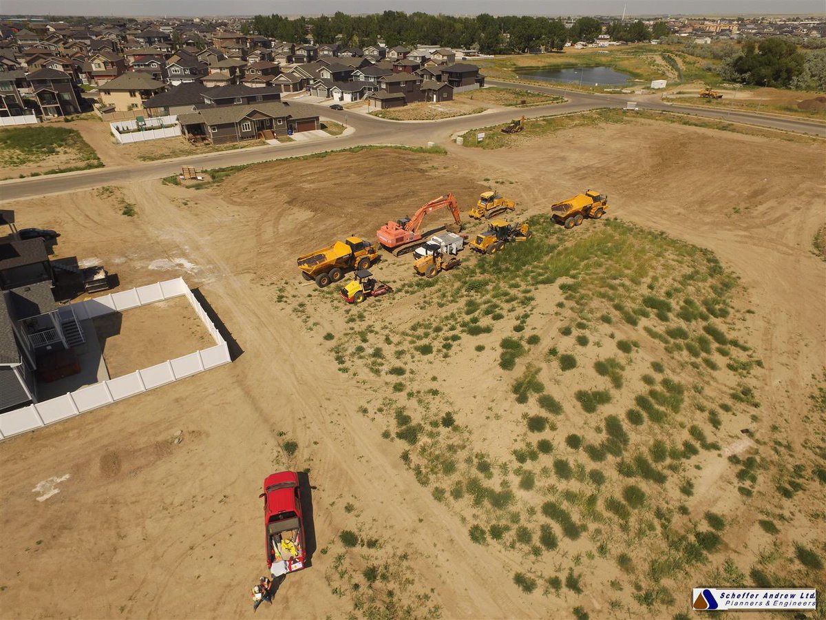 HamptonsMedHat's tweet photo. Construction equipment on site for Phase 4.  #medhat #hamptons https://t.co/KTqAch1Cj4