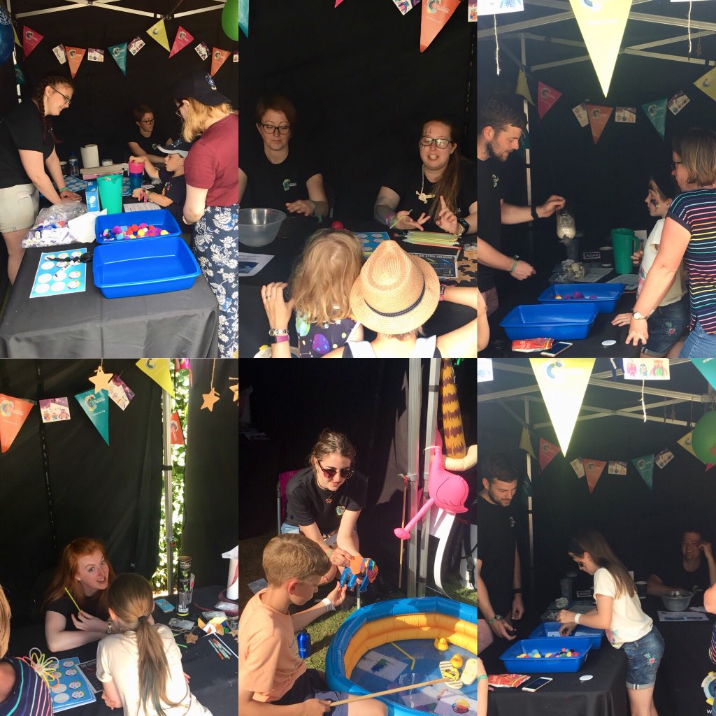 Some great action shots from @RoySocChem stand @bluedotfestival #BD18 #time4chem  #scicomm #glowsticks #waterfiltrationchallenge #oceansole  #festival #science #outreach #plasticsinouroceon #planetfield @SparkesWill_Fly
