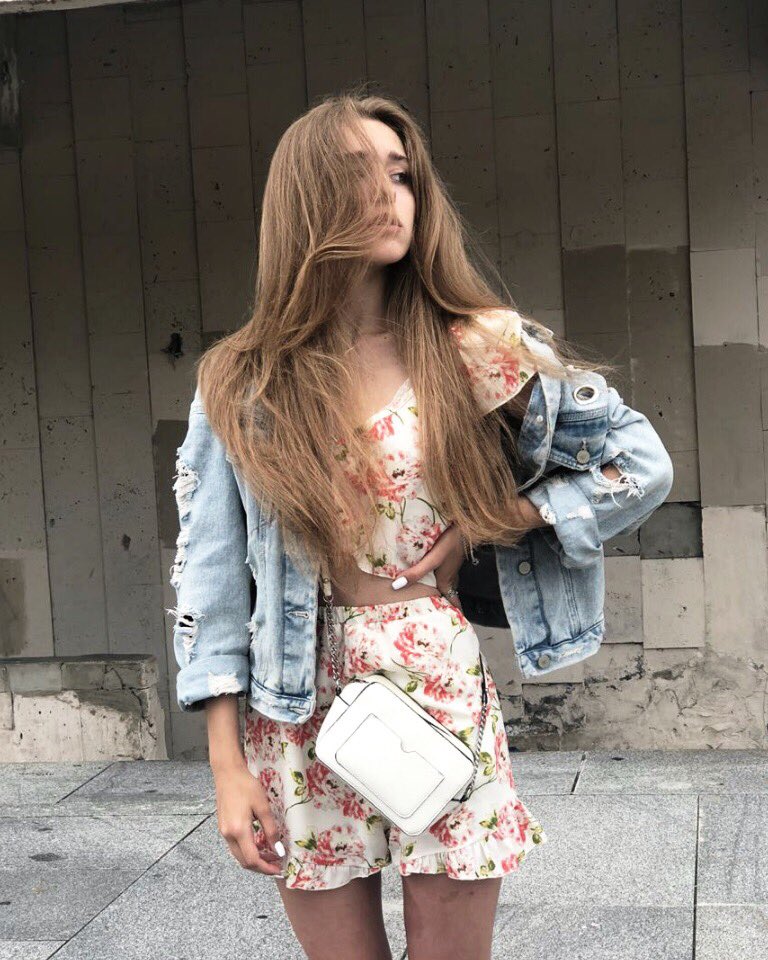 hollymodell's tweet photo. https://t.co/hC7BxZpopE