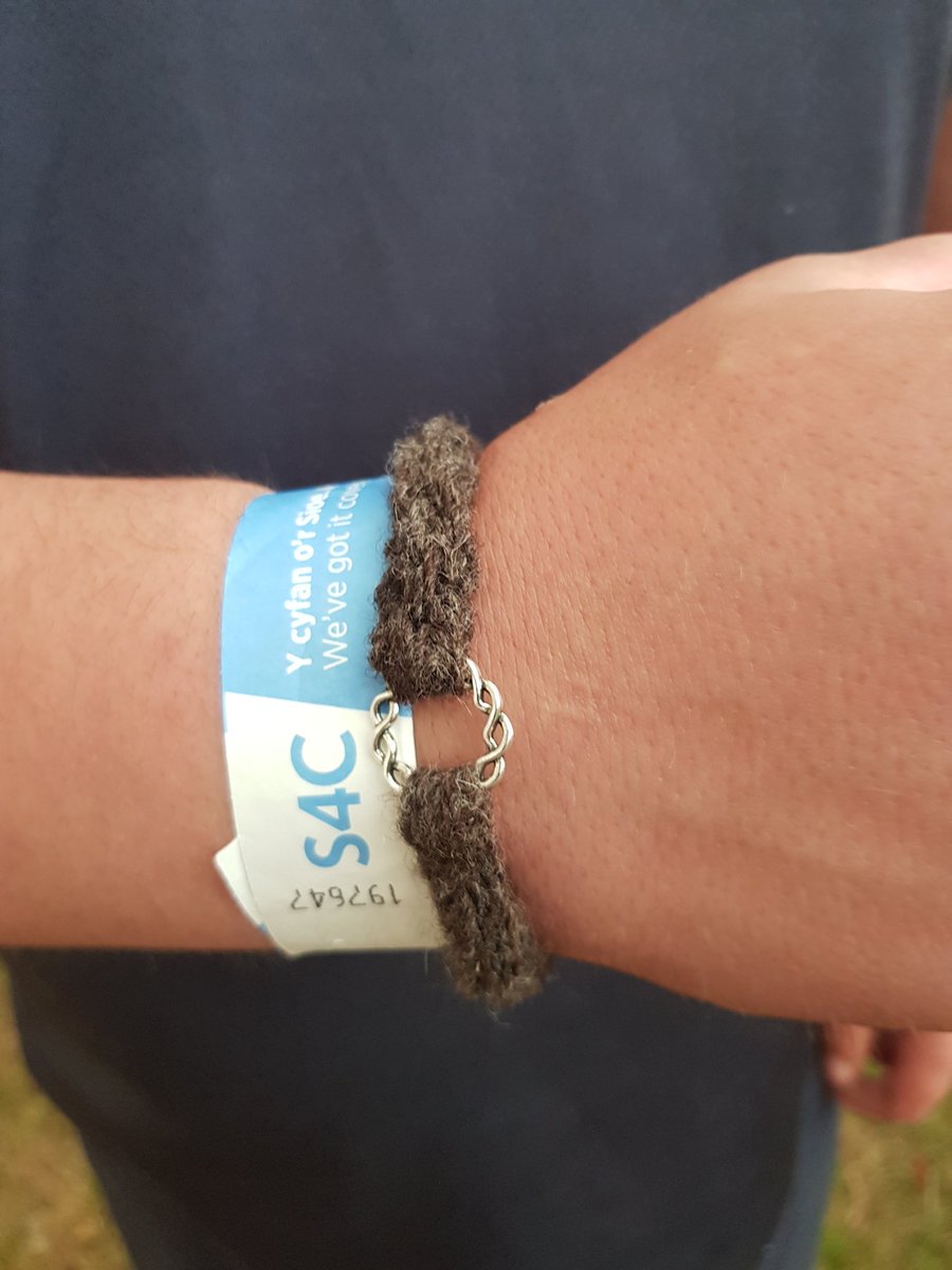 Congratulations to Jack who came along to Ewellery stand this morning in the <a href="/ShopForSomeUK/">ShopForSomethingDiff</a> marquee &amp; won our Celtic Ring Bracelet competition, guessing correctly thay my favourite Smeafield Coloured Ryeland is of course Gizmo. Well done Jack. #winner #ewellery #colouredryelands