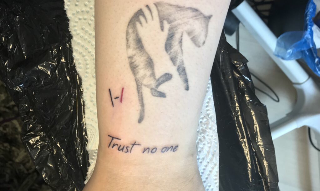 takechancess_'s tweet photo. Moje 2 nowe tatuaże ❤️

//We’ve made it this far |-/ https://t.co/HJklim7XAH