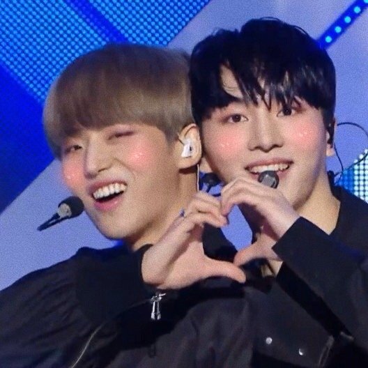 softkinobot's tweet photo. #kino ➵ #키노 ➵ #강형구 ft. #양홍석 ¨̮♡ https://t.co/fJCFoY5Ztj