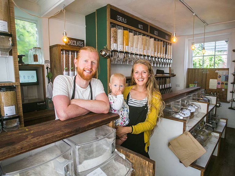 crossmarks's tweet image. MUST SEE: Earth. Food. Love., de verpakkingsvrije winkel waar enkel producten worden verkocht die ethisch verantwoord, gezond en organisch zijn… bit.ly/2NyURw7