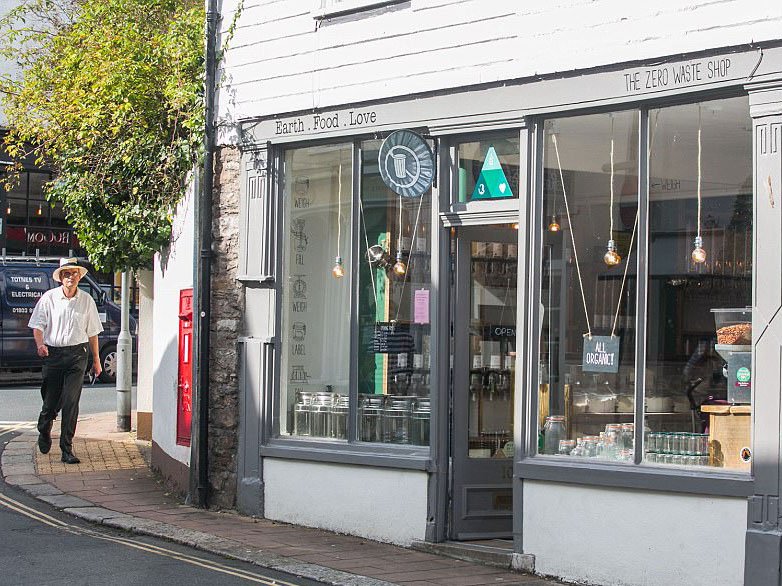 crossmarks's tweet image. MUST SEE: Earth. Food. Love., de verpakkingsvrije winkel waar enkel producten worden verkocht die ethisch verantwoord, gezond en organisch zijn… bit.ly/2NyURw7