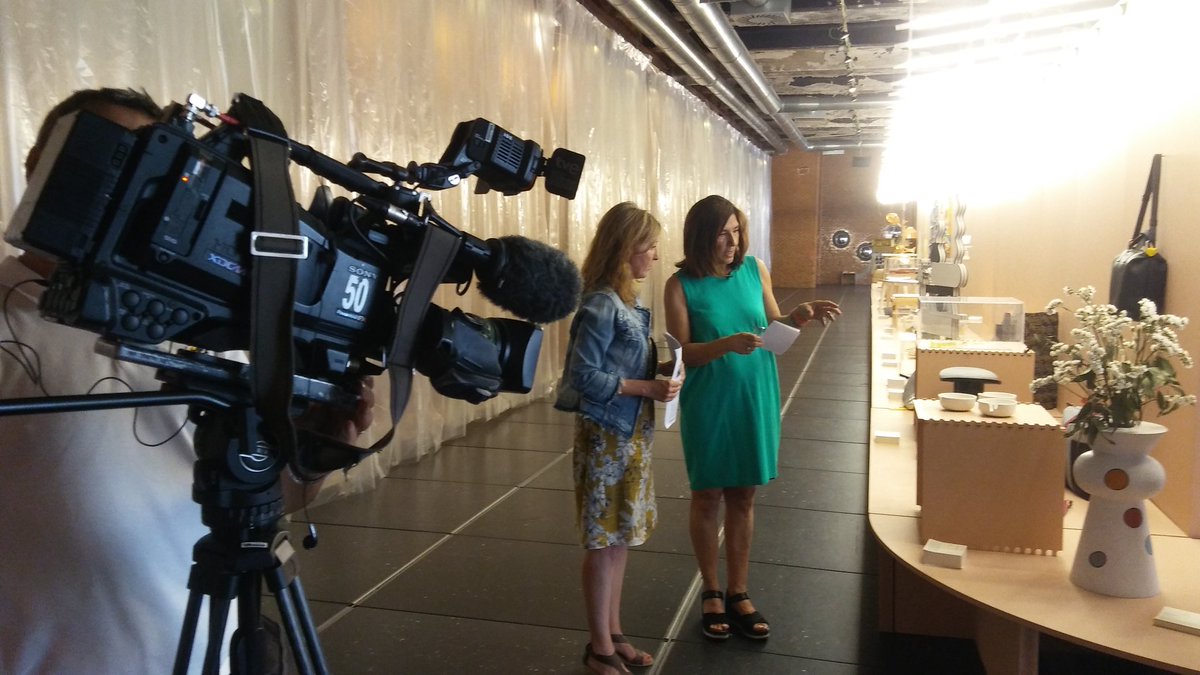 di_mad's tweet photo. #TVE en #DIMAD #centraldediseno. #productofresco2018,  hoy, en el telediario @La1_tve. A  encender las teles! https://t.co/toNiNMH1no