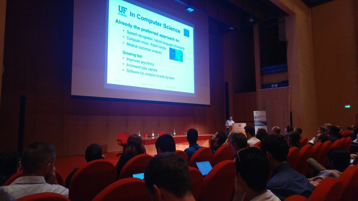 BasmaEAB's tweet image. Enjoying nice and interesting talks at #DeepLearn2018