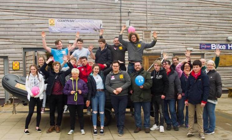 #Colwynbay volunteers are starting to use their new qualifications and skills to help our community groups on the water. Thanks to the generosity of @BayofColwyn we have been able to put 5 young people onto training courses to gain confidence, skills and valuable work experience.