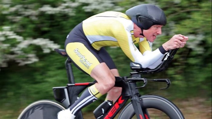 How fast can they go?! After breaking the '50' mile competition record in May, former <a href="/BritTri/">British Triathlon</a> AG athlete and <a href="/ETUtriathlon/">Europe Triathlon</a> medallist <a href="/paulrhart1/">Paul</a> has his record time taken into a different post code by the incredible <a href="/MBialoblocki/">marcin bialoblocki</a> on Sunday >>> tri247.com/triathlon-news…