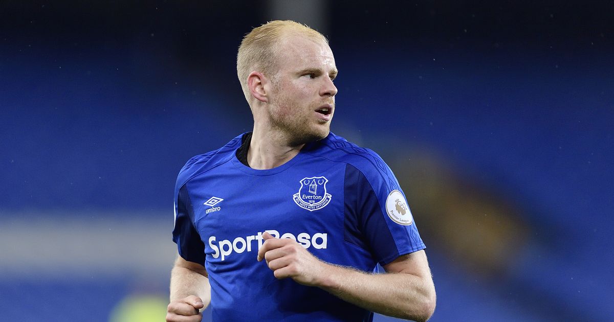 totalafca's tweet photo. 📰 Davy Klaassen has been deemed 'not needed' at Everton. The Blues have put a £15m price tag on Davy and thus far it looks like German side, Werder Bremen are favourites to get his signature. #ajax https://t.co/n9lph9B6YO
