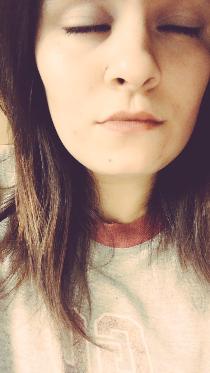 GentryBree's tweet image. We as women or girls know that make-up isn’t always needed but sometimes it gives us something to do. Something to learn to be creative with. A hobby.