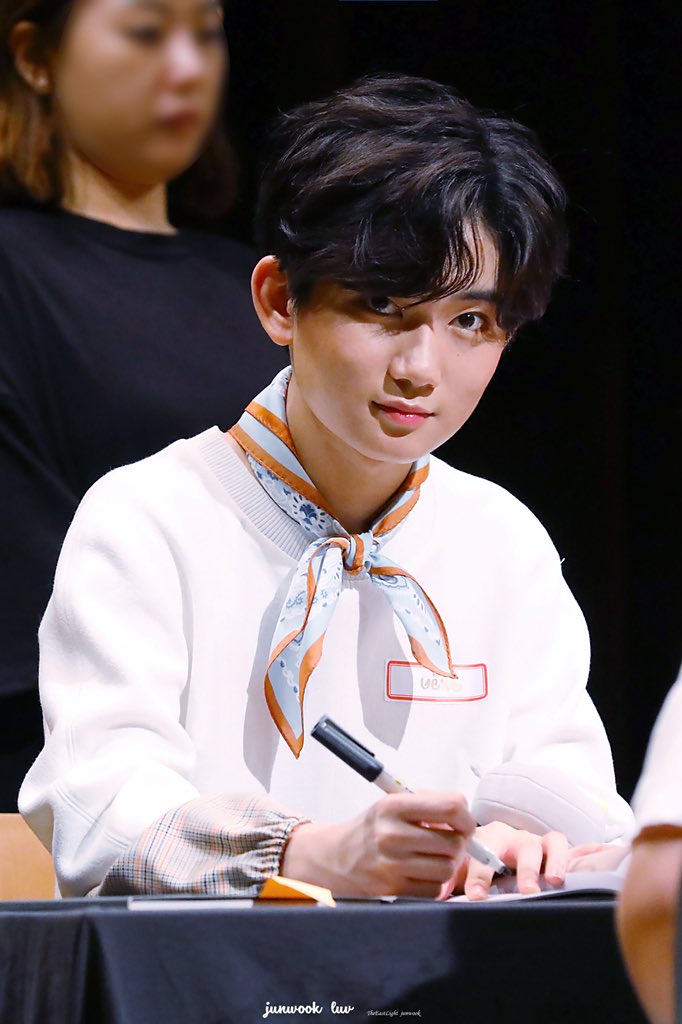 junwook_luv's tweet photo. 180610 수원팬싸

#더이스트라이트 #김준욱 #준욱 #설레임 #준욱이와_영원히_함께해요

안뇽٩(๑>∀<๑)۶💕

💫https://t.co/W2fEGKfXJm
💫https://t.co/dBo4OOZic7 https://t.co/8m1D9A1ZYM