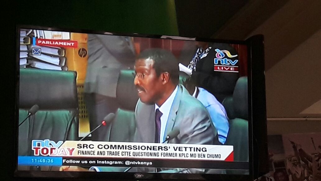 WehliyeMohamed's tweet photo. Only in Kenya will a bloke be in the dock for economic crimes charges one week &amp; in parliament the next week to be vetted for an office that is meant help achieve transparency &amp; fairness in remuneration setting &amp; review! https://t.co/w22ik0JGmX